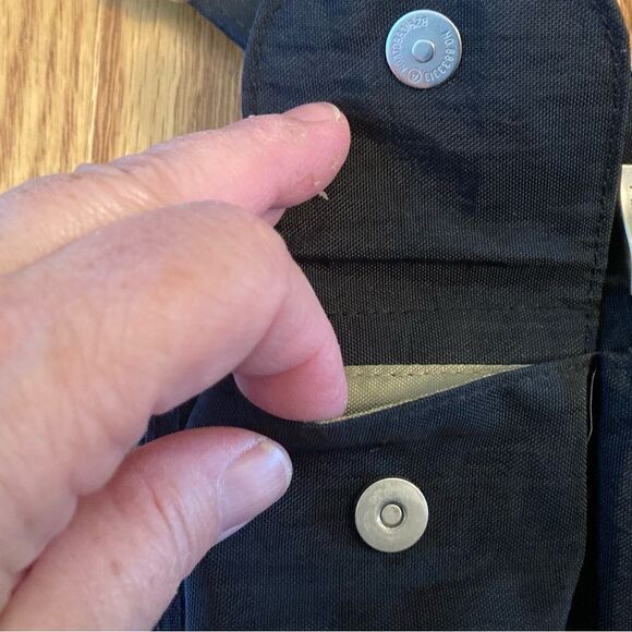 Baggallini Black Crossbody Bag - Picture 5 of 8